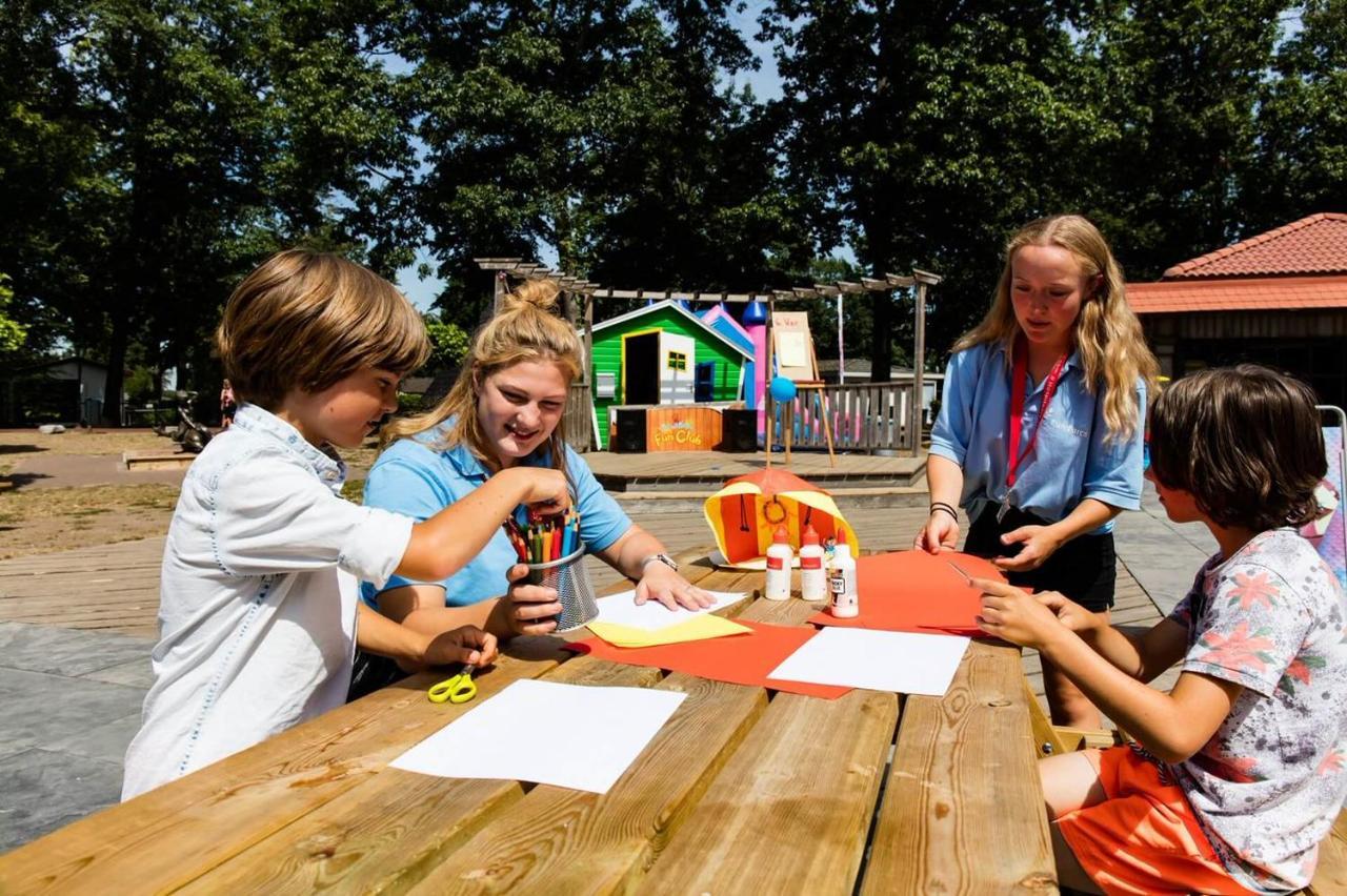 ホテル Europarcs Limburg Susteren エクステリア 写真