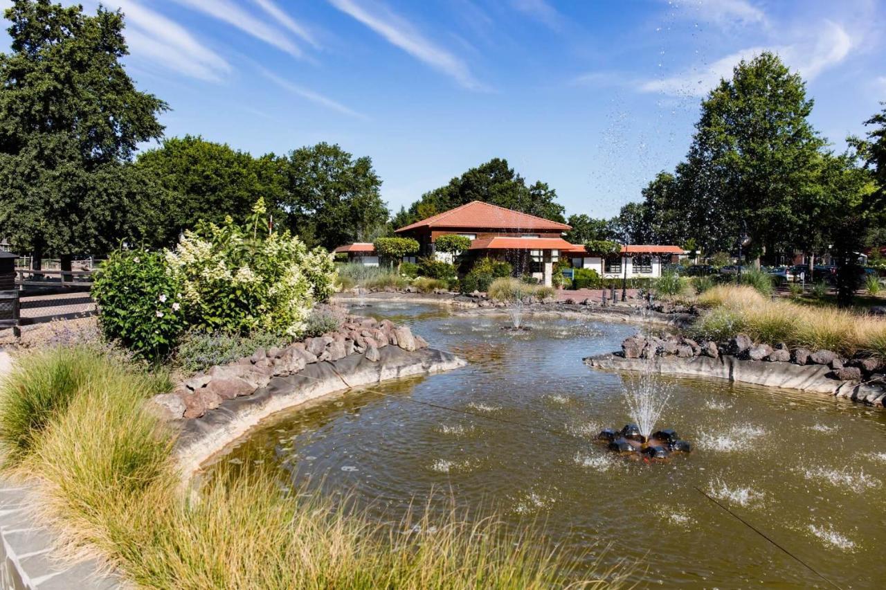 ホテル Europarcs Limburg Susteren エクステリア 写真
