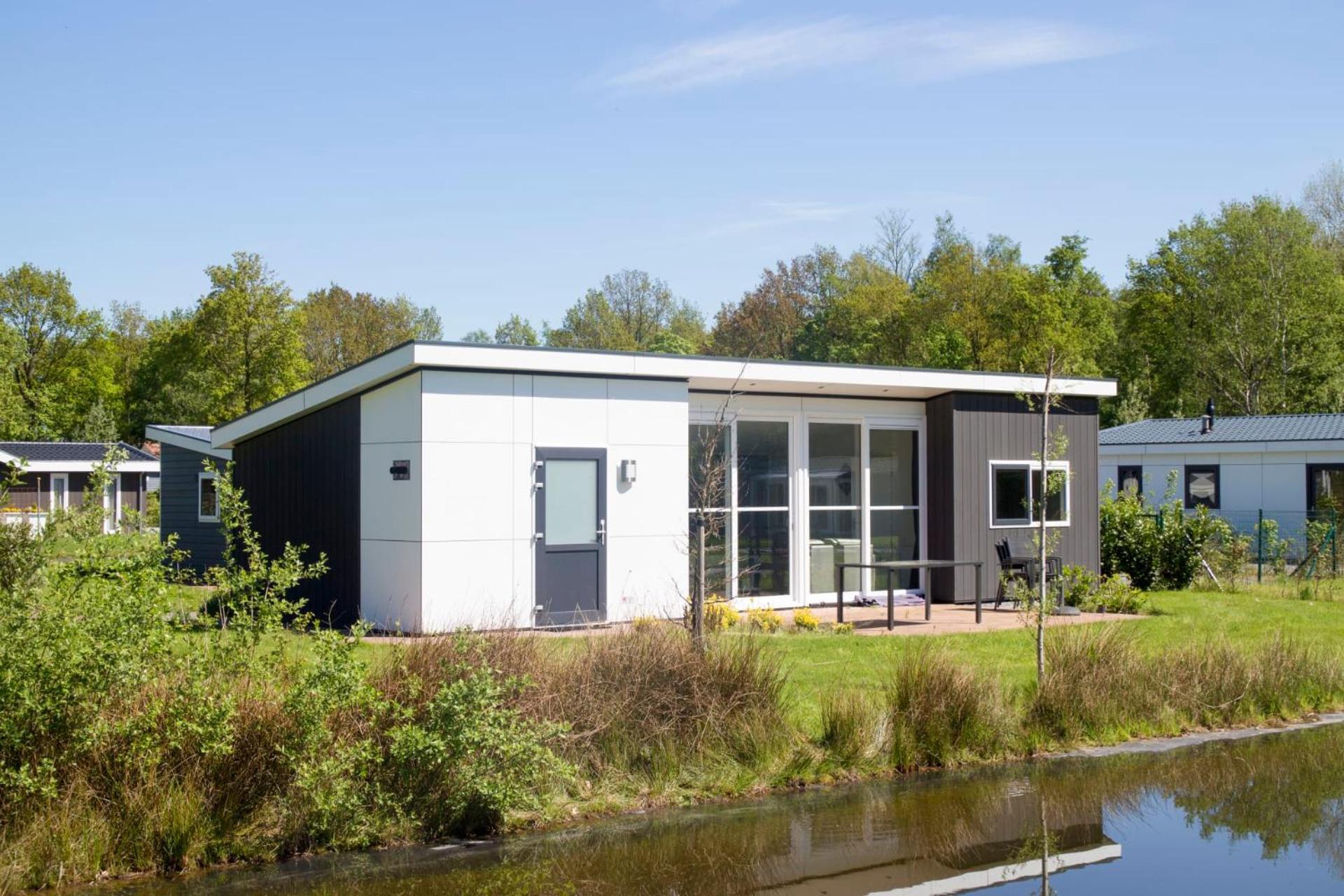 ホテル Europarcs Limburg Susteren エクステリア 写真